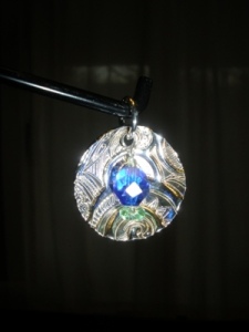 Blue Reflections (pendant with fine silver, glass)